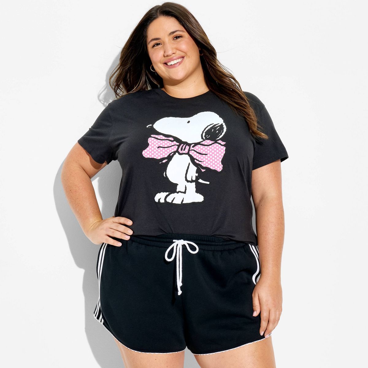 Women's Snoopy Bow Short Sleeve Graphic T-Shirt - Black - thumbnail 4