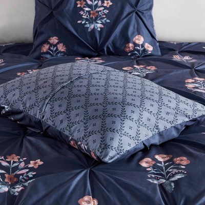 Navy Cotton Pintuck Floral King/Cal King Bedspread Set