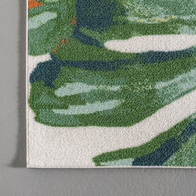 Janice Red and Green Floral Synthetic Indoor/Outdoor Area Rug