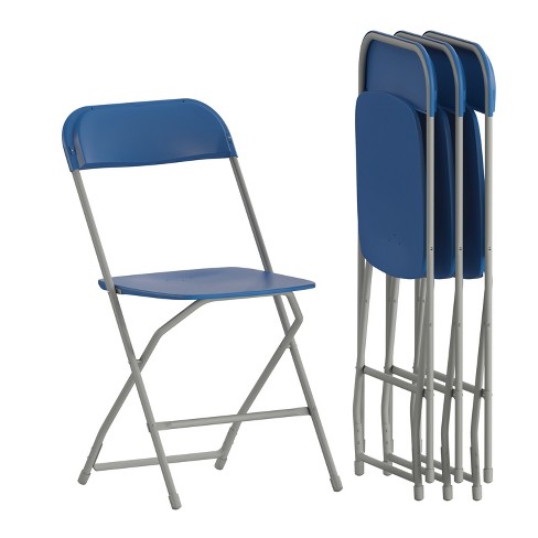 Plastic folding chairs target new arrivals