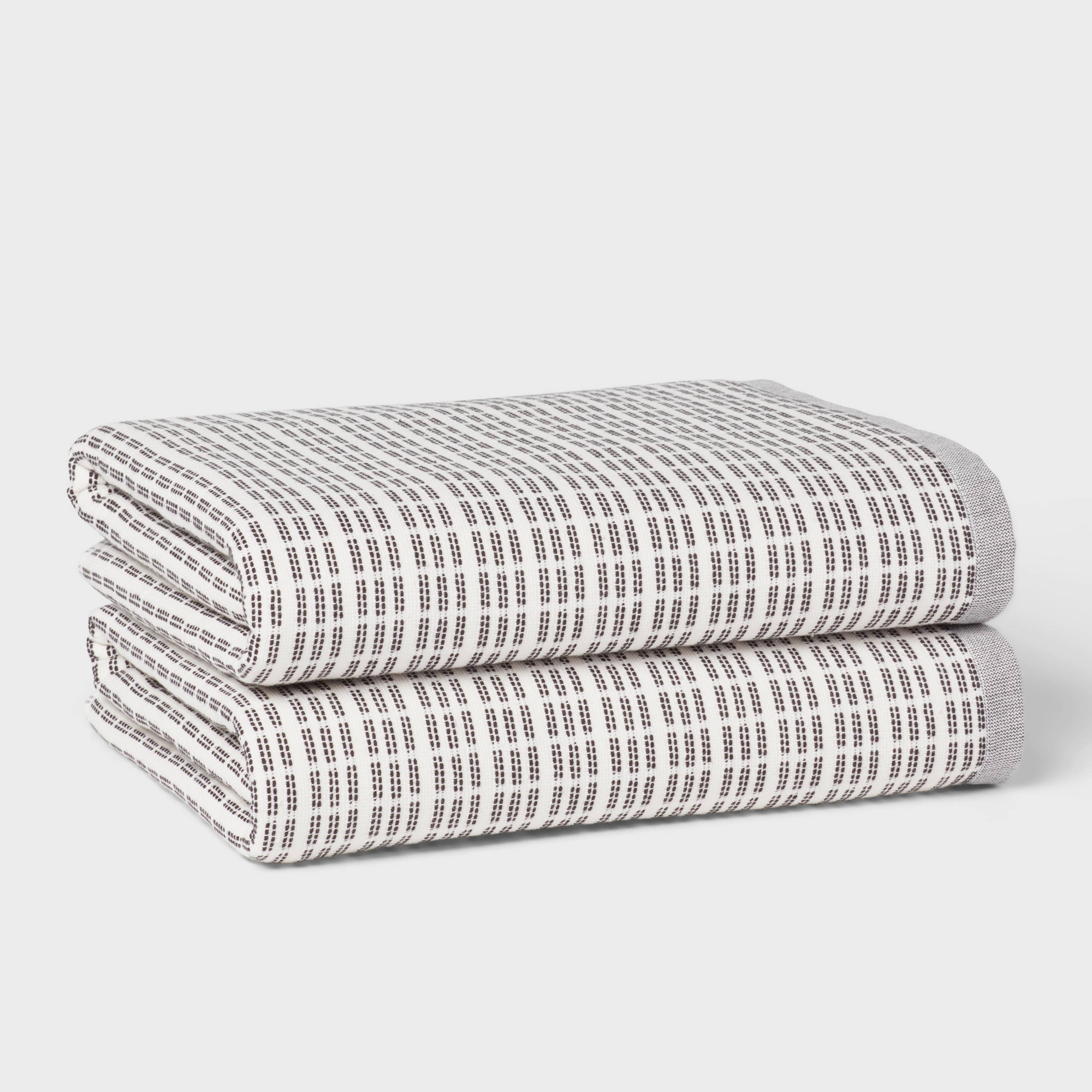 2pc Modern Dash Bath Towel Black/White - Threshold™