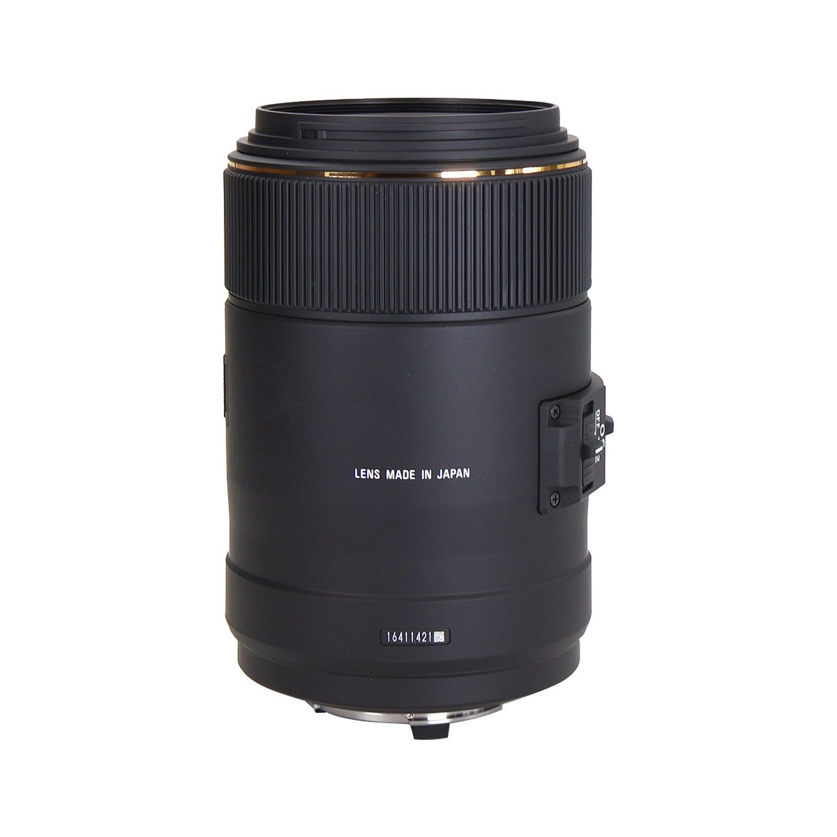 Sigma 105mm f/2.8 EX DG OS HSM Macro Lens for Nikon DSLR + 62mm UV Filter + 16GB Card + 62" Tripod - thumbnail 4