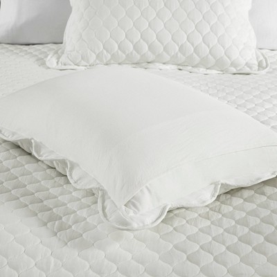 Ivory King Scalloped Edge Microfiber Quilt Set