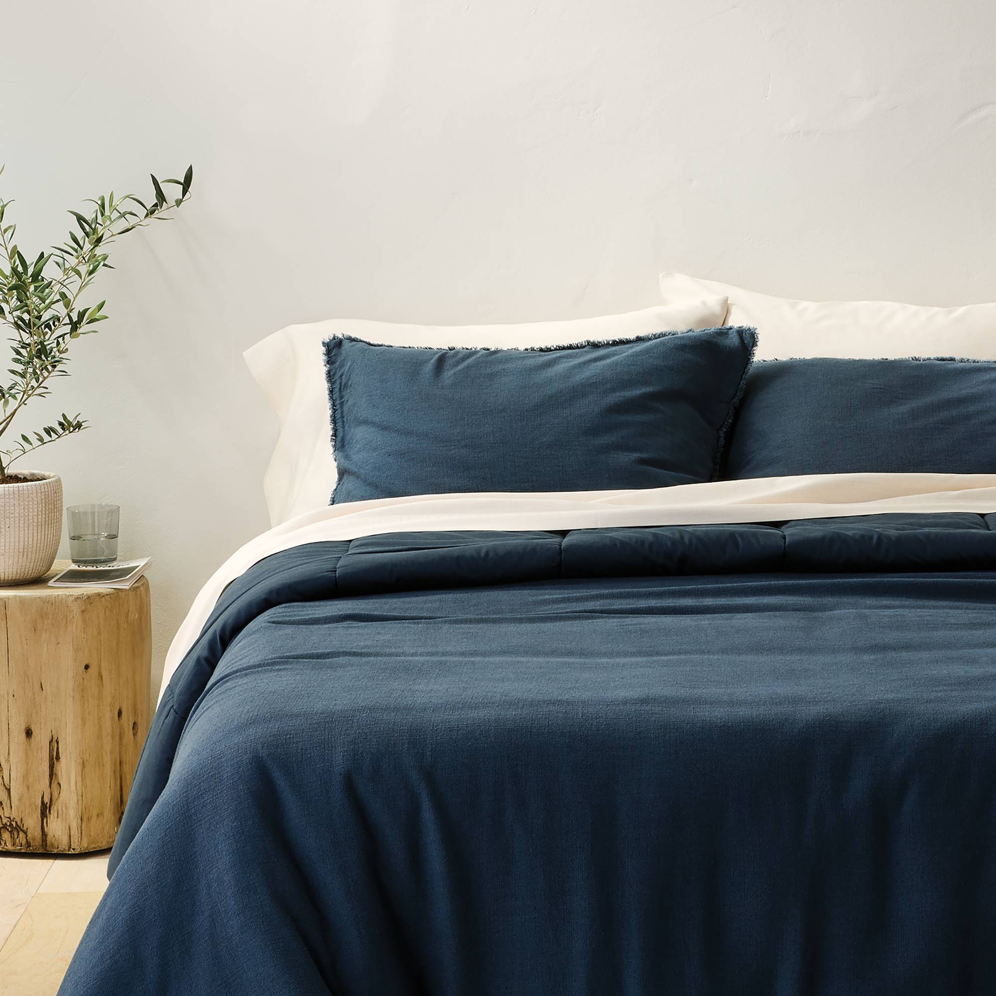 Full/Queen Heavyweight Linen Blend Comforter and Sham Set Dark Mineral Blue - Casaluna™