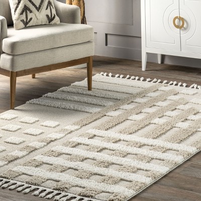 Cordelia Ivory Synthetic 5' x 7'6" Easy-Care Area Rug