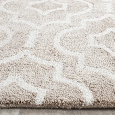 Beige and Ivory 8' x 10' Hand-Tufted Wool Moroccan Rug