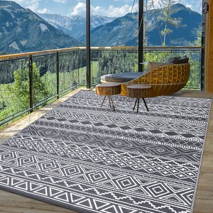 Outdoor Plastic Straw Rug Outdoor Reversible Plastic Camping Mats Easy Cleaning Non Shedding Patio Rug - 1 of 1