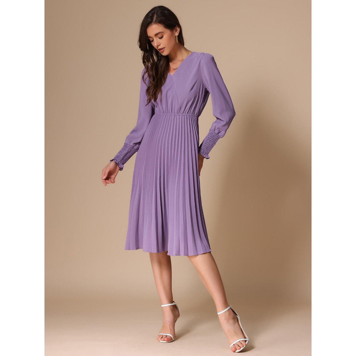Женские платья INSPIRE CHIC Women's V-neck Pleated Puff Sleeve Flowy Elegant Casual Midi Dress Purple Gray Medium — фото 4