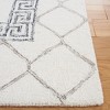 Casablanca CSB986 Hand Tufted Indoor Rug - Safavieh - 3 of 4