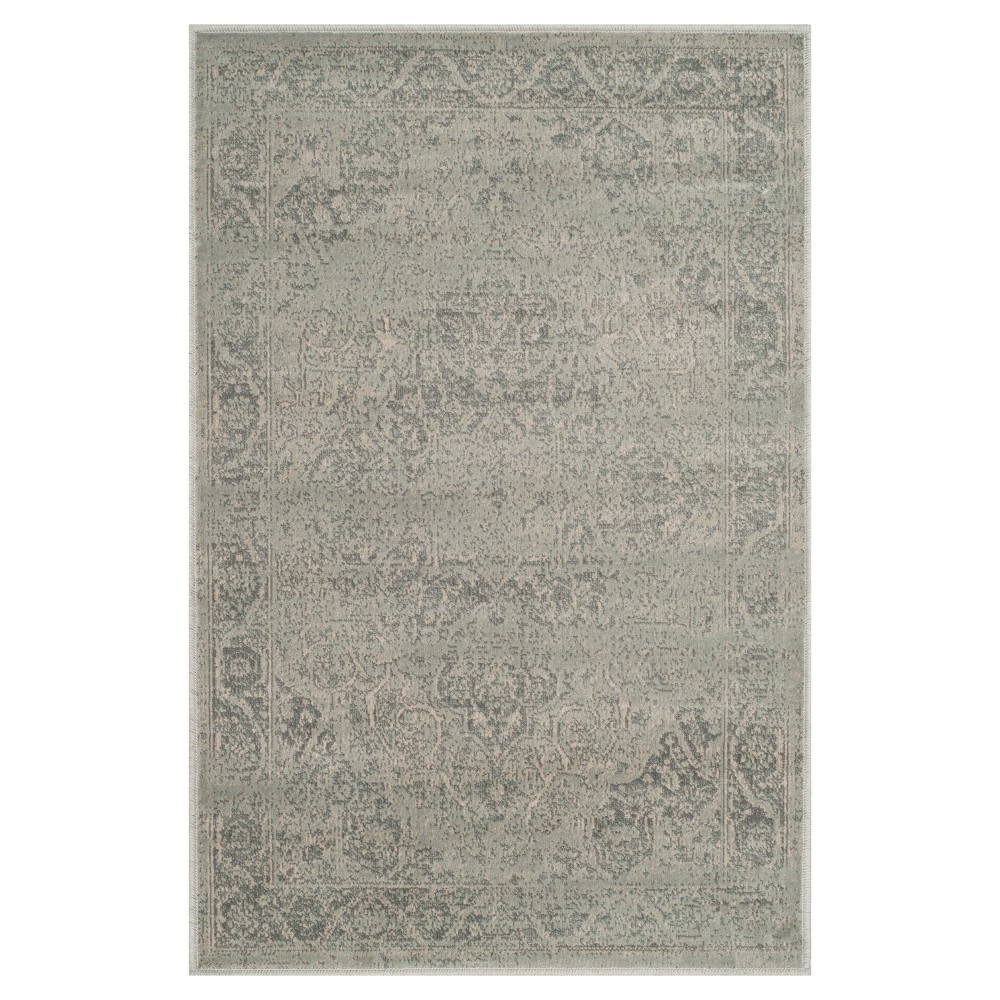 Silver Medallion Loomed Accent Rug 2'x3'