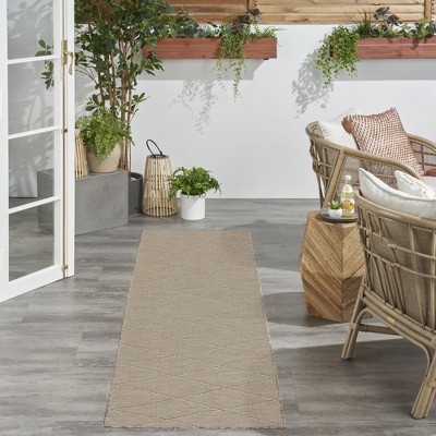 Natural Geometric Polypropylene Non-Slip Runner Rug 2'2" x 8'