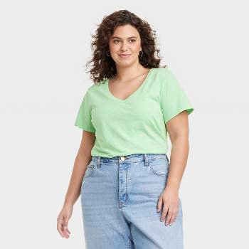 Women's Shrunken Short Sleeve V-neck T-shirt - Universal Thread™ Green 3x :  Target