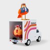 Pride Featherly Friend™ Collectible Bird Accessory Moving Truck - 4 of 4