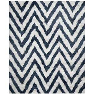 Chevron Shag SG250 Hand Tufted Indoor Rugs - Safavieh - 1 of 4