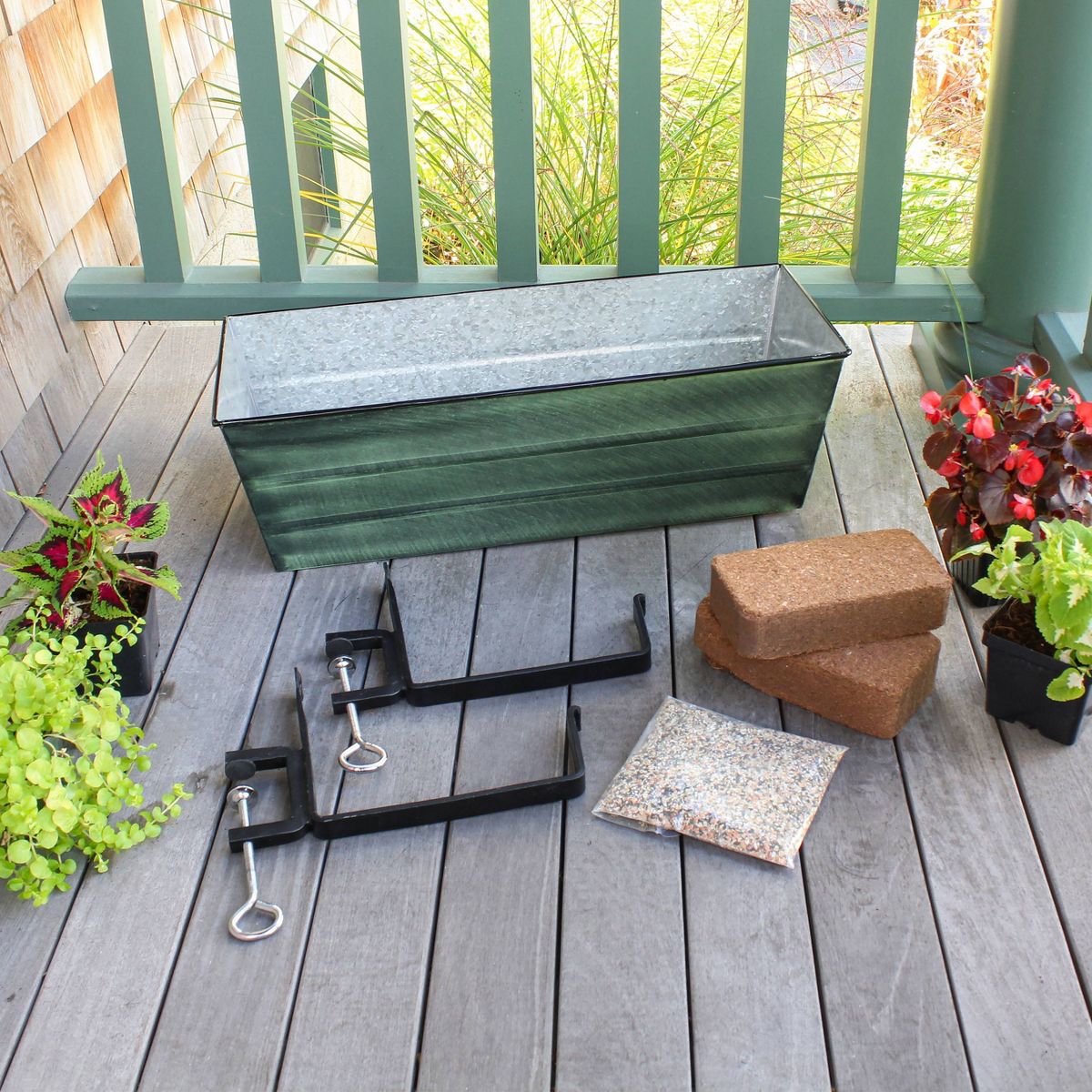 ACHLA Designs Medium Rectangular Galvanized Steel Outdoor Planter Box with Mounting Bracket - thumbnail 8
