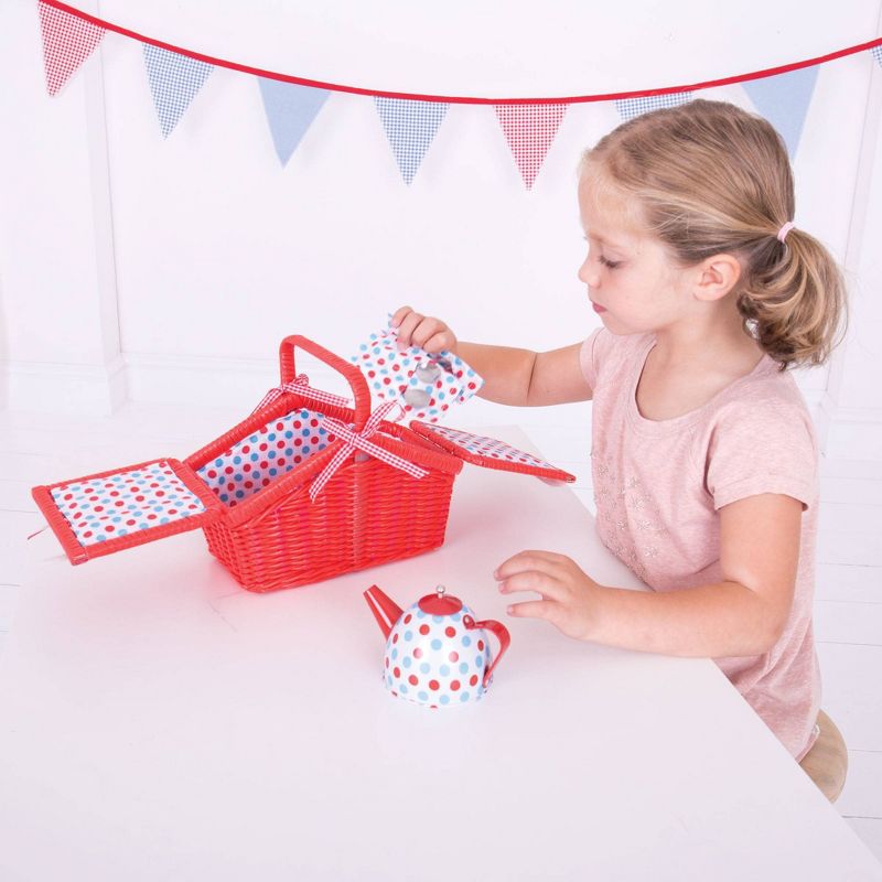 Bigjigs Toys Tin Tea Set and Basket Role Play Toy, 4 of 8