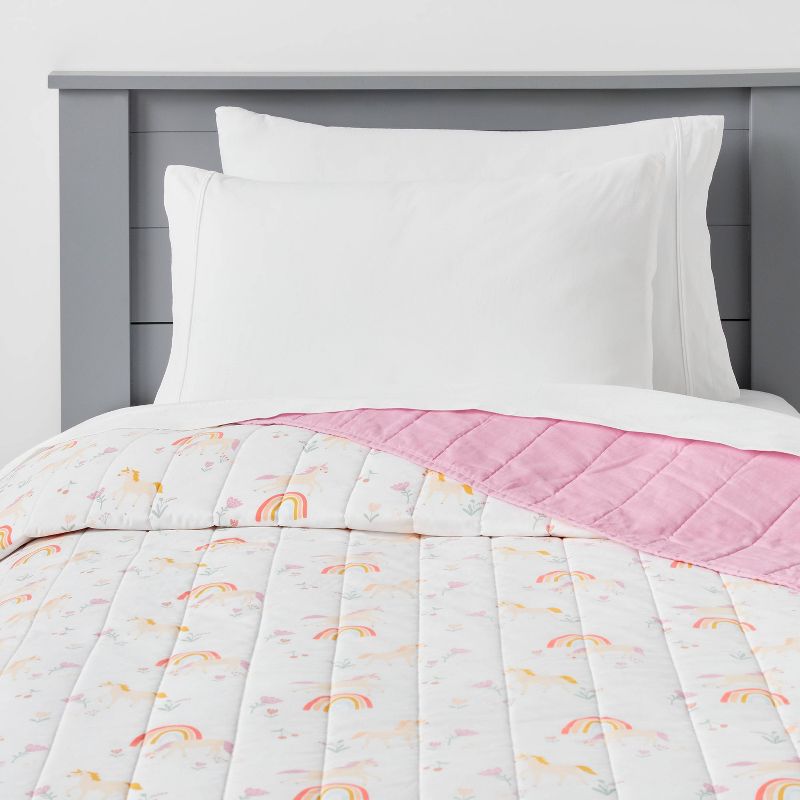 Kids' Quilt Unicorn Light Purple - Pillowfort™, 1 of 5