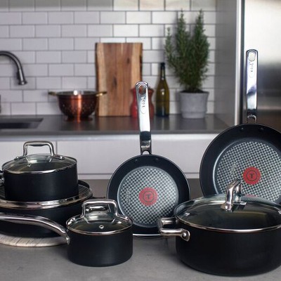 Black Nonstick Aluminum Cookware Set with Stainless Steel Handles, 10-Piece