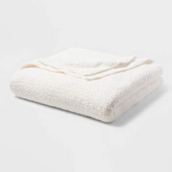 Full/Queen Cozy Chenille Bed Blanket White - Threshold™