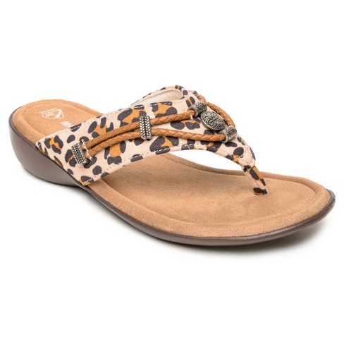 Minnetonka on sale havana sandal