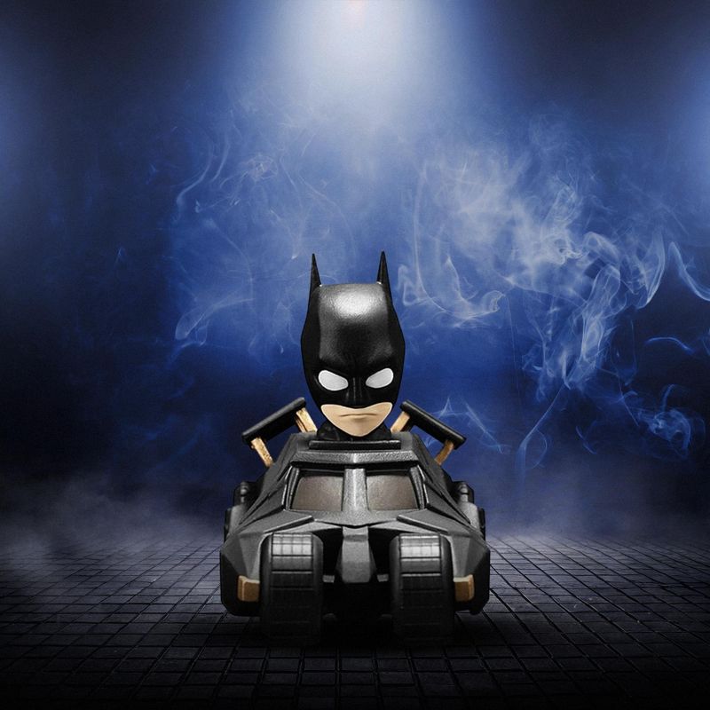 Beast Kingdom Co. DC Batman The Dark Knight Tumbler Pullback Car, 3 of 4