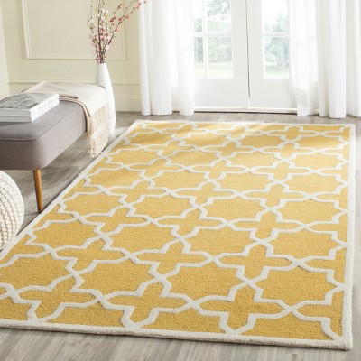 Hand-Tufted Gold and Ivory Wool Rectangular Accent Rug, 3'x5'