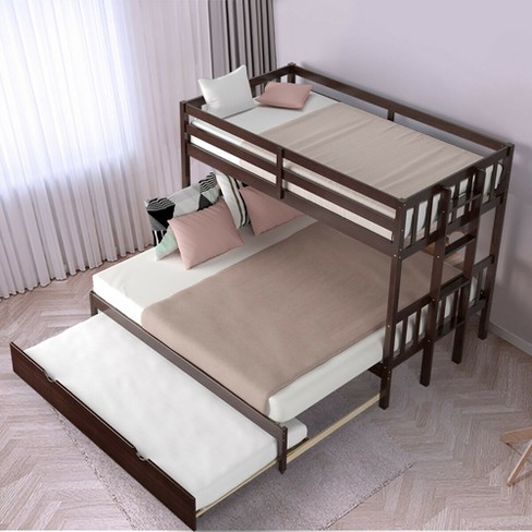 Bunk bed with on sale pull out bed