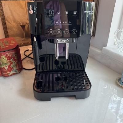 DeLonghi Magnifica Start Automatic Coffee and Espresso Machine
