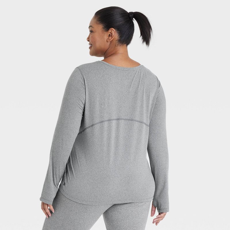 Women's Essential Crewneck Long Sleeve T-Shirt - All In Motion™, 3 of 6