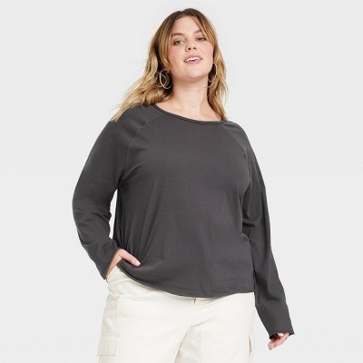 Women's Long Sleeve Sensory Friendly T-Shirt - Universal Thread™