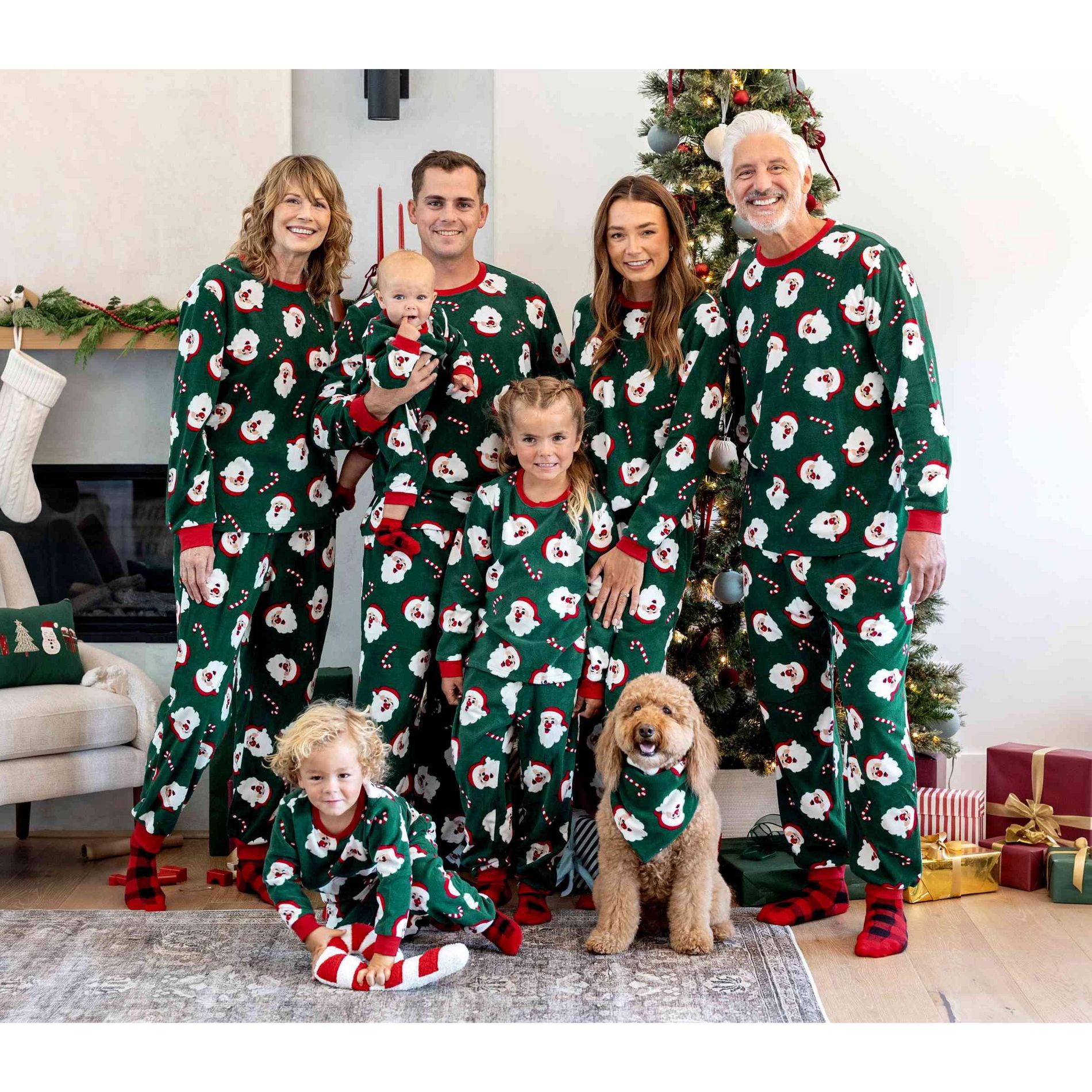 PATPAT Family Christmas Pajamas Matching Sets Santa Face Print Cozy Fleece Christmas Pajamas Long Sleeve Romper with Socks for Babies, Green Santa