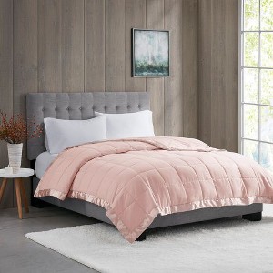 MAXZZZ Lightweight Down Alternative Blanket with Satin Trim - 1 of 1