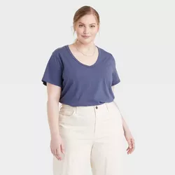 Women's Plus Size Short Sleeve V-Neck T-Shirt - Universal Thread™ Light Navy 4X