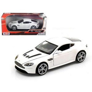 Aston Martin V12 Vantage Pearl White 1/24 Diecast Car Model by Motormax - 1 of 3