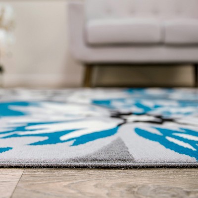 Elegant Floral Blue 5' x 7' Easy-Care Synthetic Area Rug