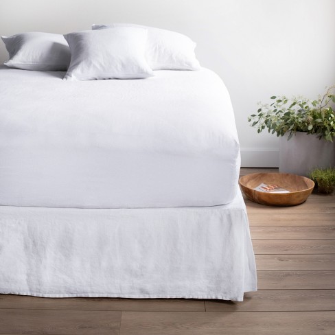 White linen clearance bed skirt king