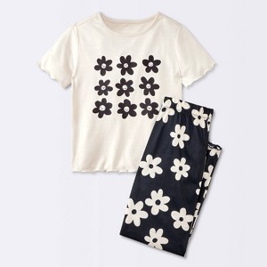 Girls' 2pc Short Sleeve Printed Pajama Set - Cat & Jack™ - 1 of 4