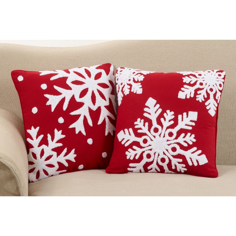 16&#34;x16&#34; Snowflake Poly Blend Down-Filled Square Throw Pillow Red - Saro Lifestyle, 4 of 5