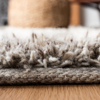 Hand-Knotted Woolen Adventure 9' x 12' Gray Area Rug