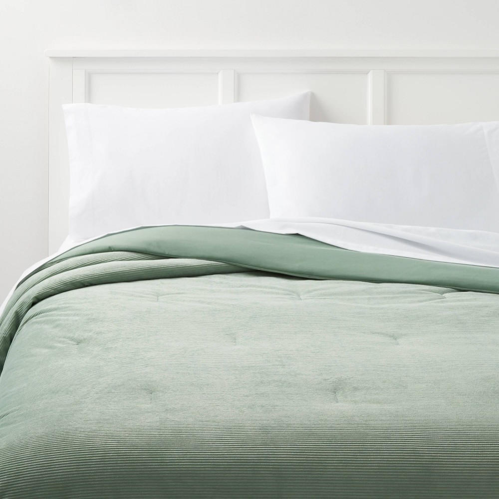 Photos - Bed Linen Twin/Twin Extra Long Corduroy Plush Comforter Sage Green - Room Essentials