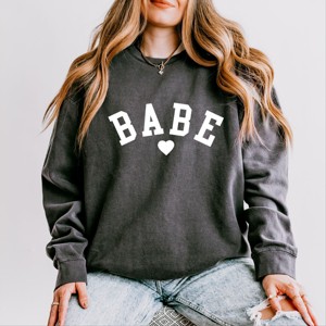 Simply Sage Market Babe Heart Lightweight Garment Dyed Sweatshirt - 1 of 4