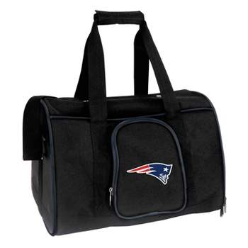 NFL New England Patriots 16" Dog and Cat Carrier