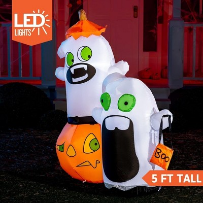 Syncfun 5 Ft Halloween Inflatable Sneaking Naughty Ghost With Pumpkin ...