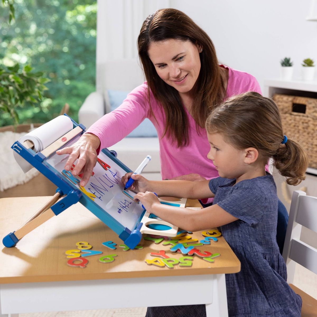 Melissa & Doug Double-Sided Magnetic Tabletop Art Easel - Dry-Erase Board and Chalkboard: Foldable Plastic Activity Surface - thumbnail 7