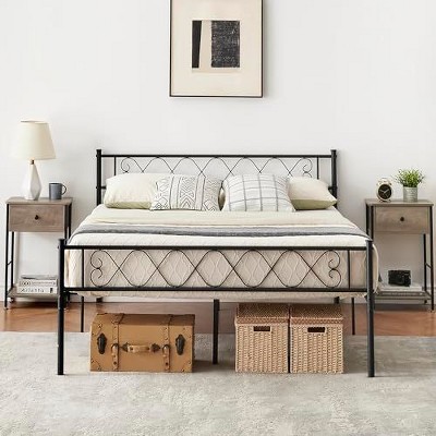 Homhougo Queen Size Metal Platform Bed Frame with Headboard and Footboard, Heart Shaped Bed Frame Black