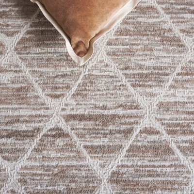 Ivory and Beige Diamond Pattern Square Area Rug