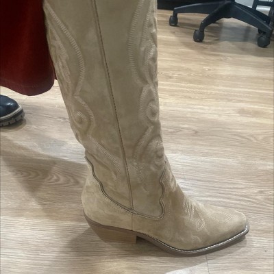 Guest review image 2 of 3, zoom in