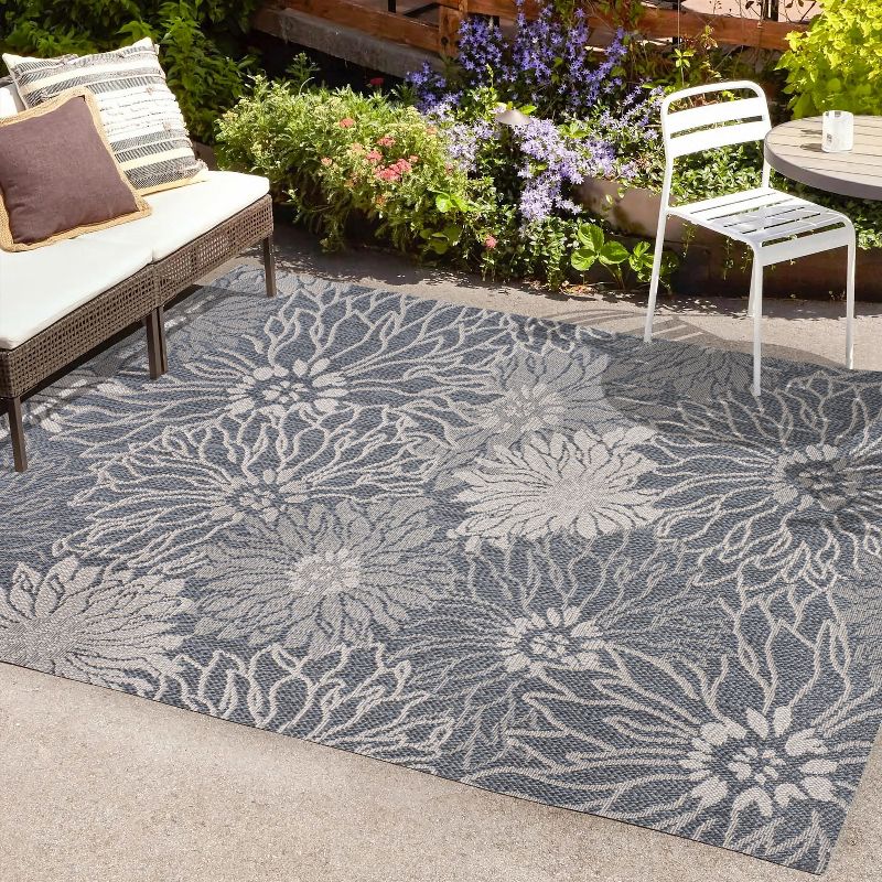 Bahamas Modern All-Over Floral Indoor/Outdoor Area Rug - JONATHAN Y, 1 of 13