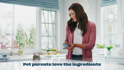 Blue Buffalo Tastefuls Natural Flaked Wet Cat Food Variety Pack, Tuna, Chicken, Fish & Shrimp Entrées in Gravy - 3oz/12ct, 2 of 13, play video