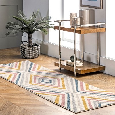 Neveah Beige Geometric Chevron Runner Rug, 2' 8" x 8'